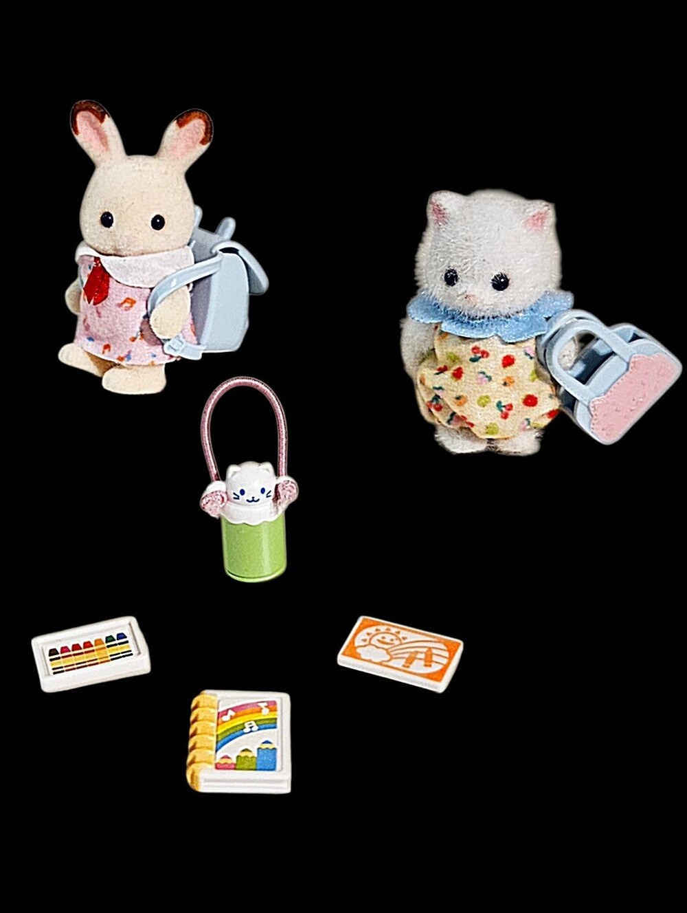 Calico Critters Sylvanian Families Persian Cat & Chocolate Bunny School Playset
